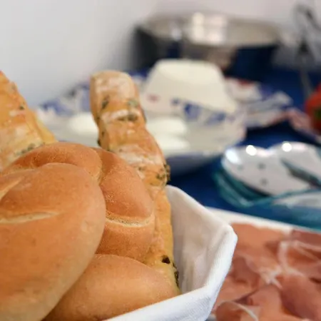 Andrea Room&breakfast B&B 카파치오페스툼